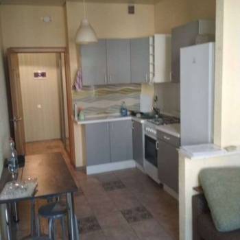 Сдается 1-комнатная квартира, 42 м²