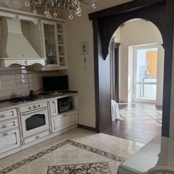 Сдается Дом, 250 м²