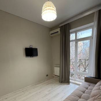 Продается 1-комнатная квартира, 30 м²