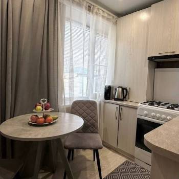 Продается 2-х комнатная квартира, 42 м²