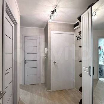 Продается 2-х комнатная квартира, 42 м²