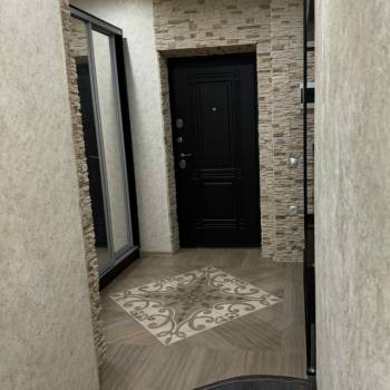 Сдается 2-х комнатная квартира, 75 м²