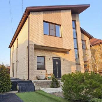 Продается Дом, 194 м²