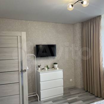 Сдается 1-комнатная квартира, 40 м²