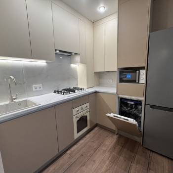 Сдается 1-комнатная квартира, 41,5 м²