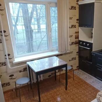 Сдается 1-комнатная квартира, 37 м²