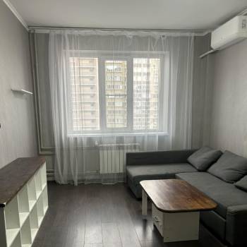 Сдается 1-комнатная квартира, 40,8 м²