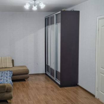 Сдается 1-комнатная квартира, 41 м²