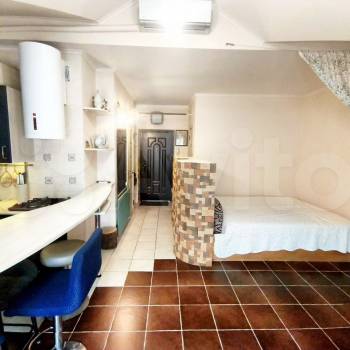 Продается 1-комнатная квартира, 35 м²