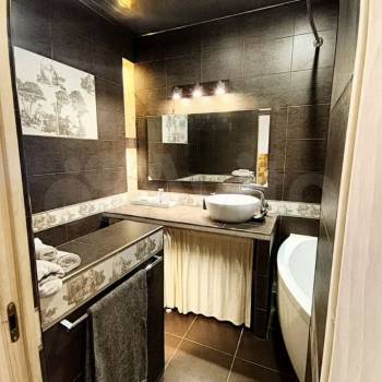 Продается 1-комнатная квартира, 35 м²