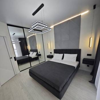 Продается 1-комнатная квартира, 37 м²