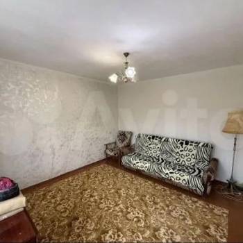 Сдается 1-комнатная квартира, 35 м²