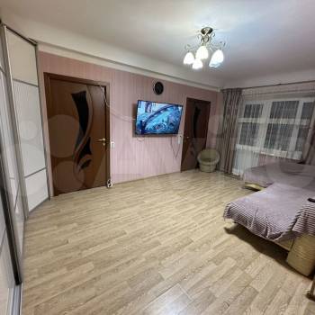 Сдается Многокомнатная квартира, 56 м²