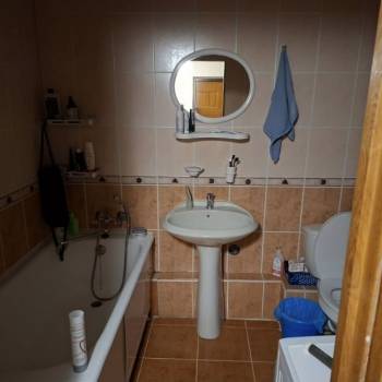 Продается 1-комнатная квартира, 42 м²