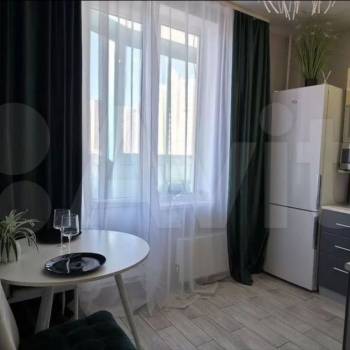 Продается 1-комнатная квартира, 33 м²