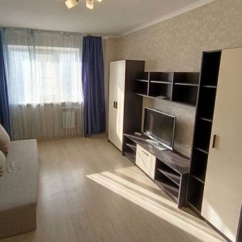 Продается 1-комнатная квартира, 35 м²