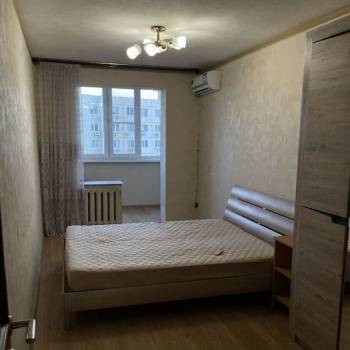 Сдается Многокомнатная квартира, 65 м²