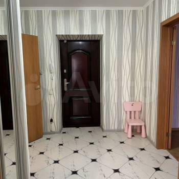 Сдается 1-комнатная квартира, 50 м²