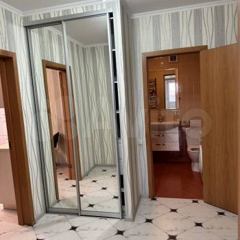 Сдается 1-комнатная квартира, 50 м²