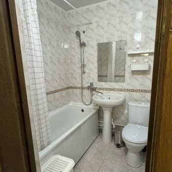 Сдается 1-комнатная квартира, 38 м²