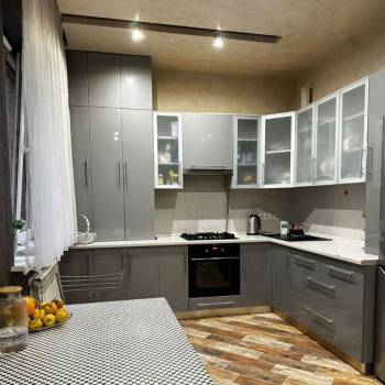 Продается 1-комнатная квартира, 35 м²