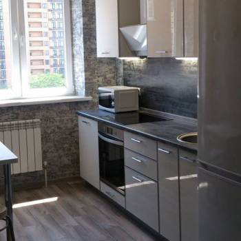 Сдается 1-комнатная квартира, 49 м²