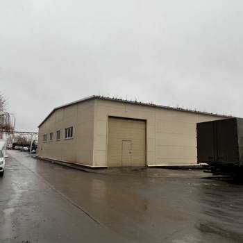 Сдается Нежилое помещение, 1579 м²