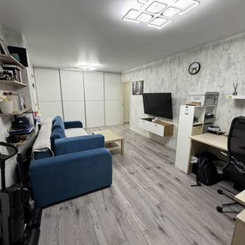 Продается 2-х комнатная квартира, 67,7 м²