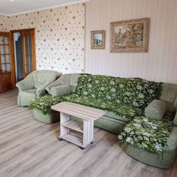 Сдается 2-х комнатная квартира, 72 м²