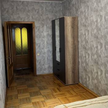 Сдается Многокомнатная квартира, 57 м²