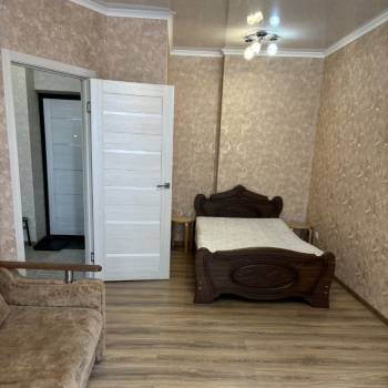 Сдается 1-комнатная квартира, 43 м²