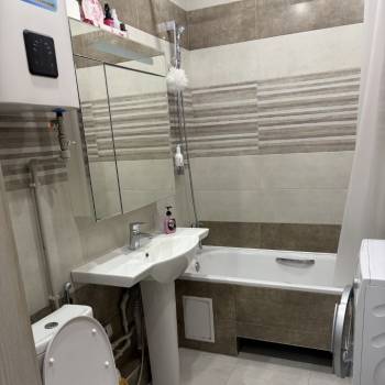 Продается 1-комнатная квартира, 32 м²