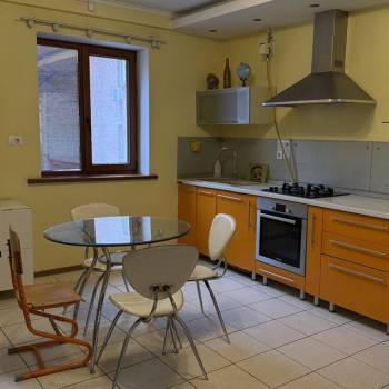 Сдается Многокомнатная квартира, 90 м²