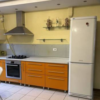 Сдается Многокомнатная квартира, 90 м²