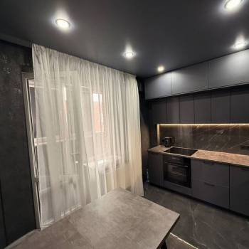 Продается 1-комнатная квартира, 37,4 м²