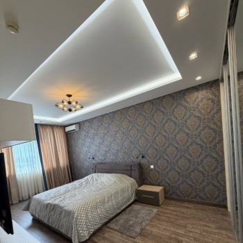 Сдается Многокомнатная квартира, 98 м²