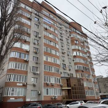 Сдается 1-комнатная квартира, 53 м²
