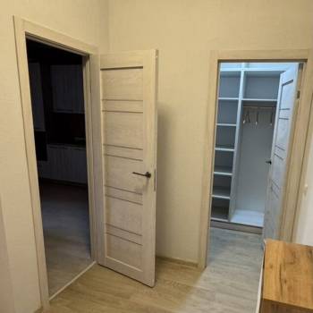 Сдается 1-комнатная квартира, 47,7 м²