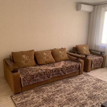 Сдается 1-комнатная квартира, 37 м²