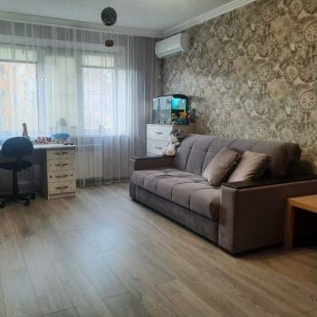 Продается 2-х комнатная квартира, 56 м²