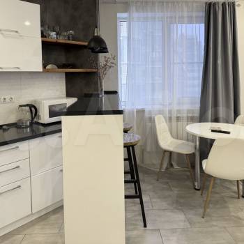 Продается 1-комнатная квартира, 33 м²