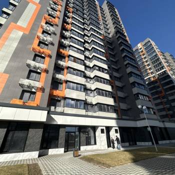 Продается 1-комнатная квартира, 38 м²