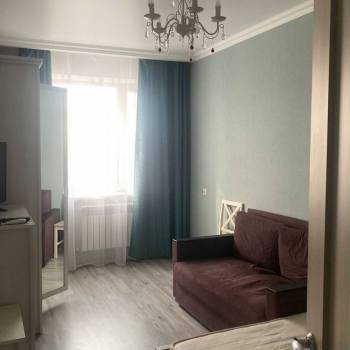 Продается 1-комнатная квартира, 30 м²