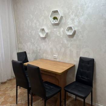 Сдается Многокомнатная квартира, 64 м²