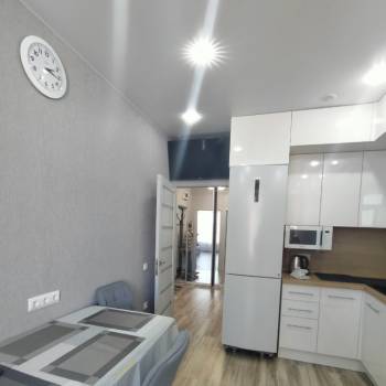 Сдается 1-комнатная квартира, 42 м²