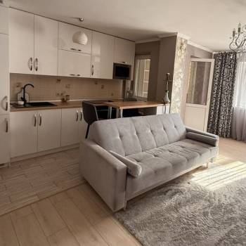 Сдается 1-комнатная квартира, 45 м²