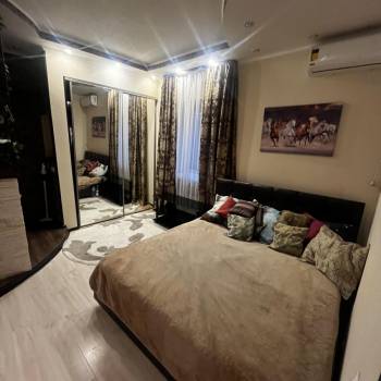 Продается 1-комнатная квартира, 36 м²