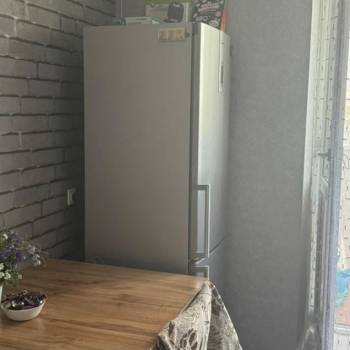 Продается 1-комнатная квартира, 42 м²