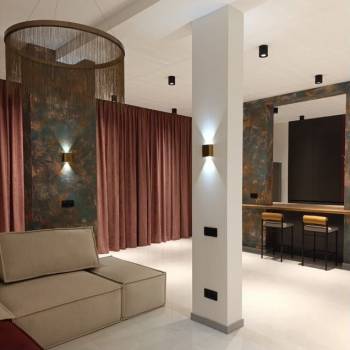 Продается Многокомнатная квартира, 145 м²