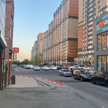 Продается Нежилое помещение, 204 м²